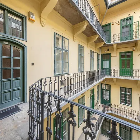 Hungarian Souvenir Apartman Budapest