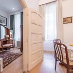 Hungarian Souvenir Apartman Budapest